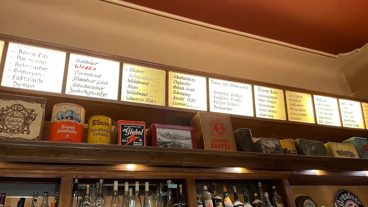 Speisekarte, Möve im Felsenkeller