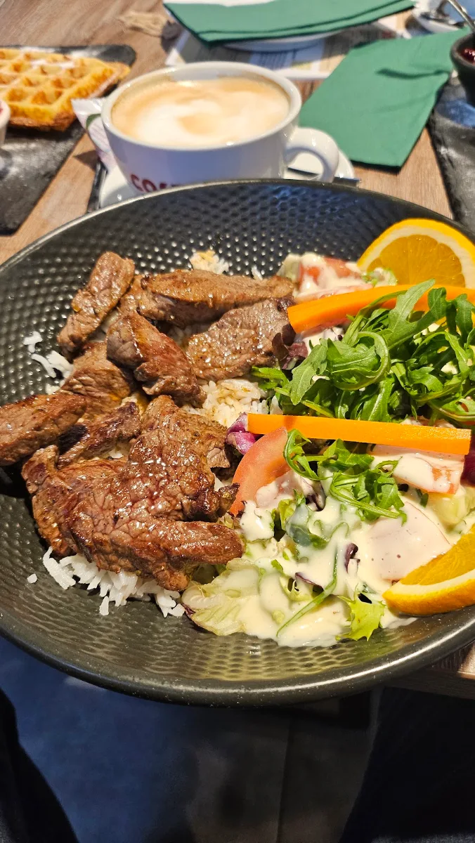 Essen und Trinken photo 2