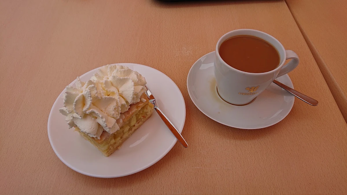 Essen und Trinken photo 2