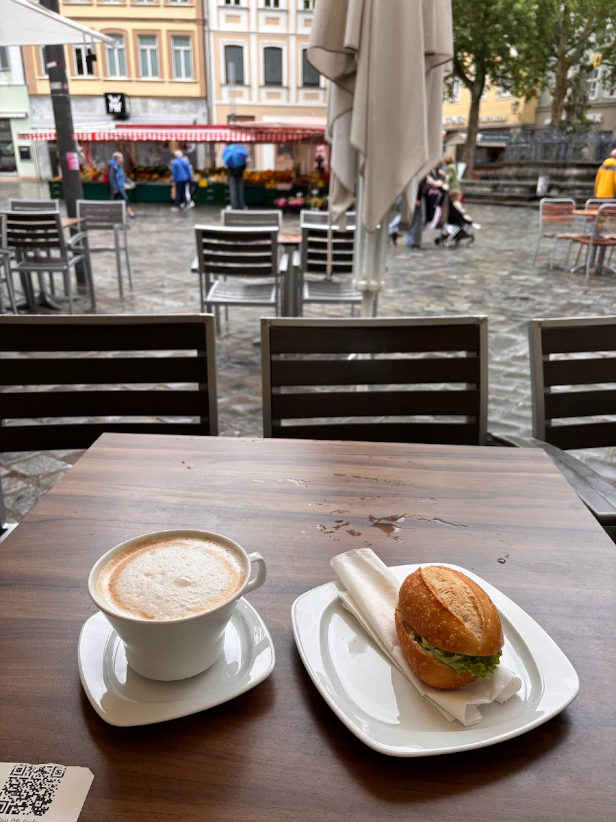 Essen und Trinken photo 2