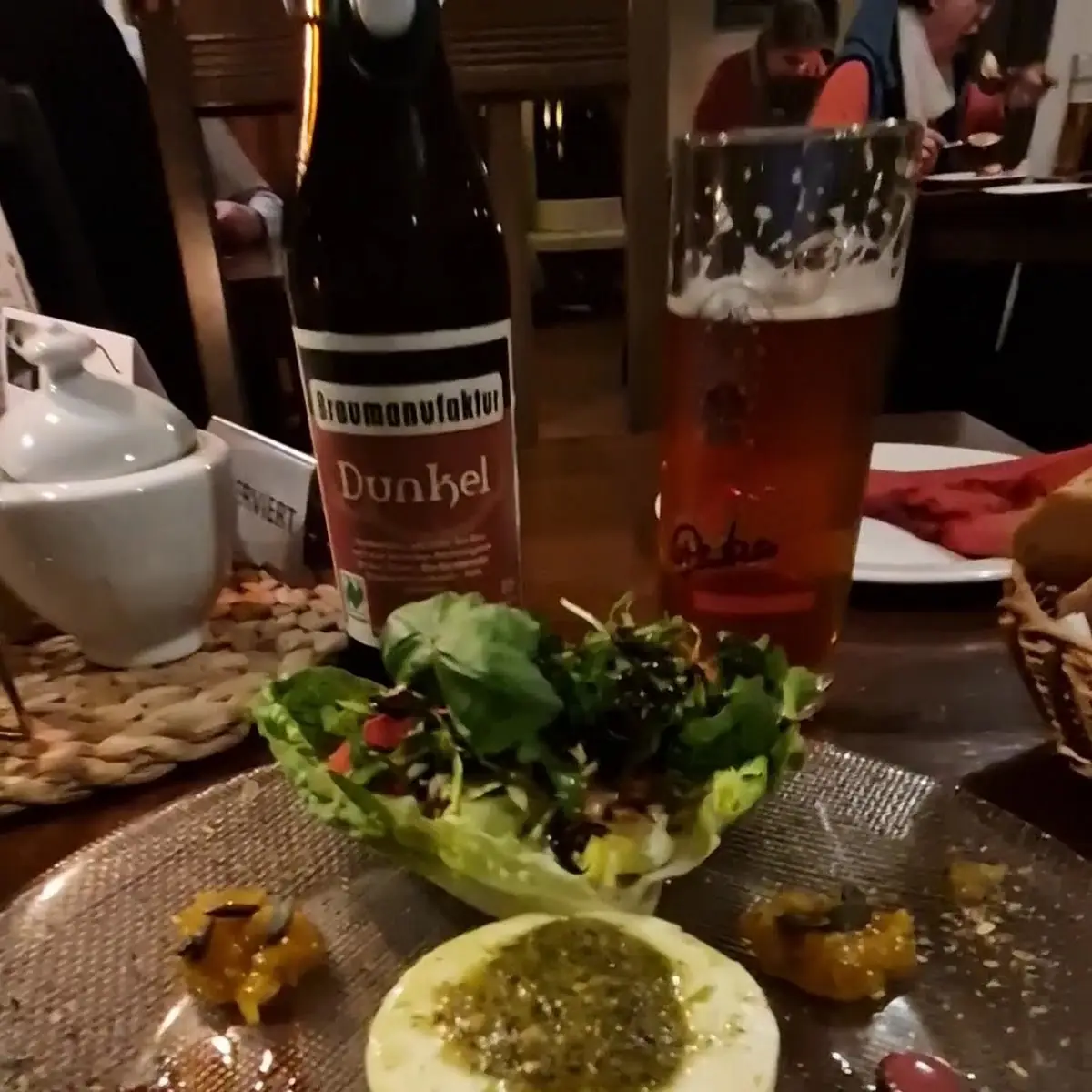 Essen und Trinken photo 2