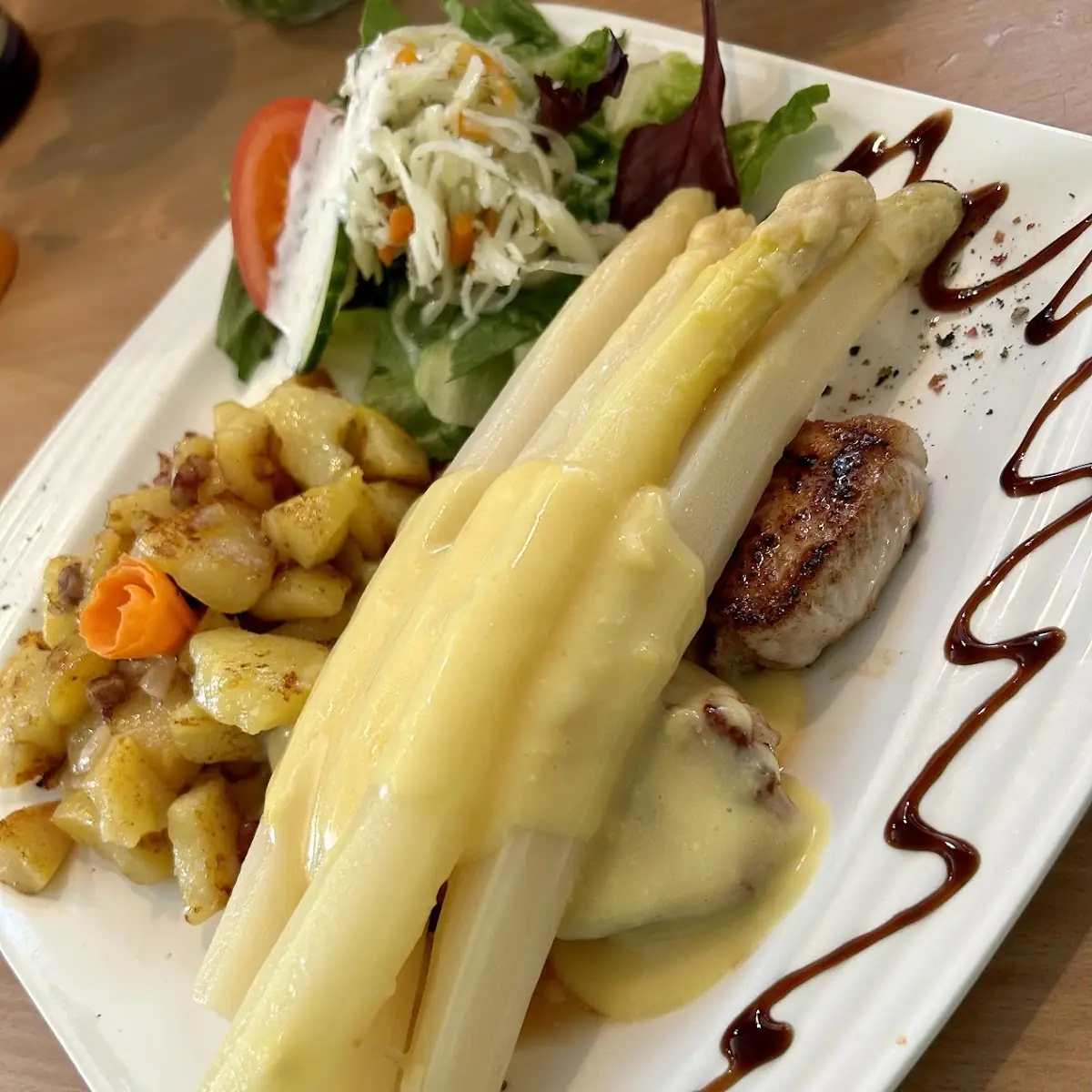 Essen und Trinken photo 1