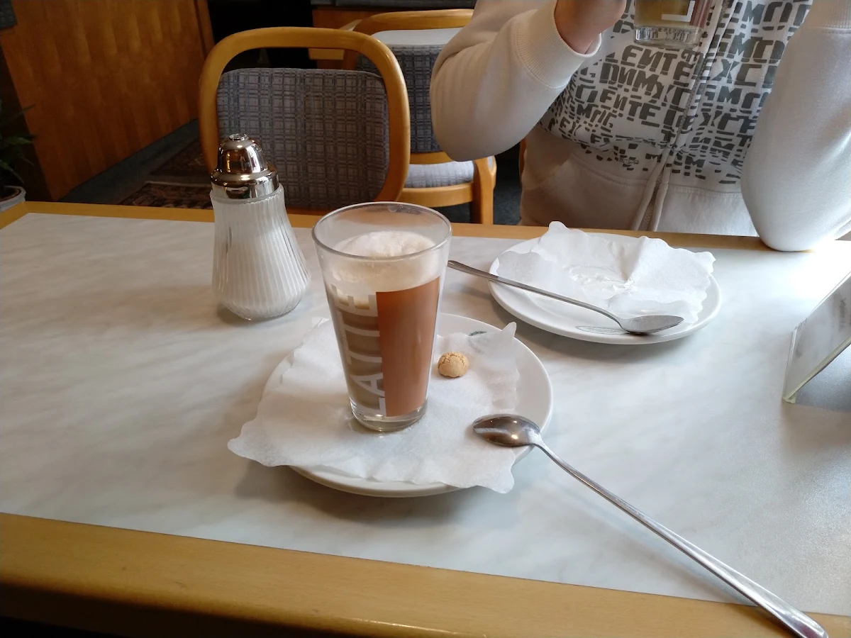 Essen und Trinken photo 2