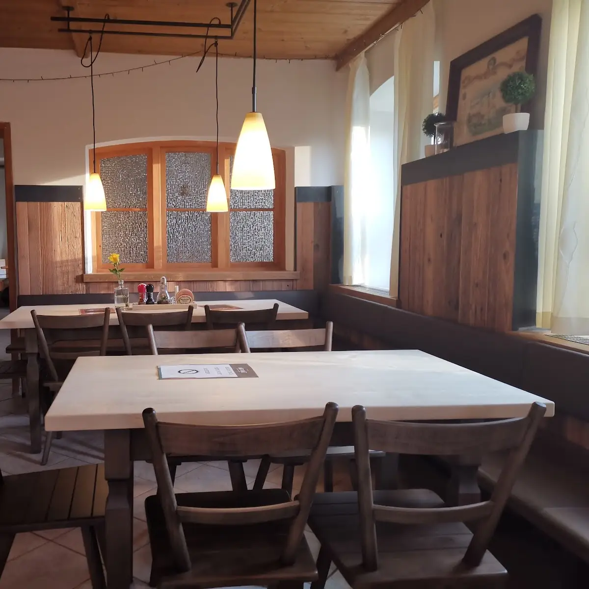 Atmosphäre, Gasthaus Huber