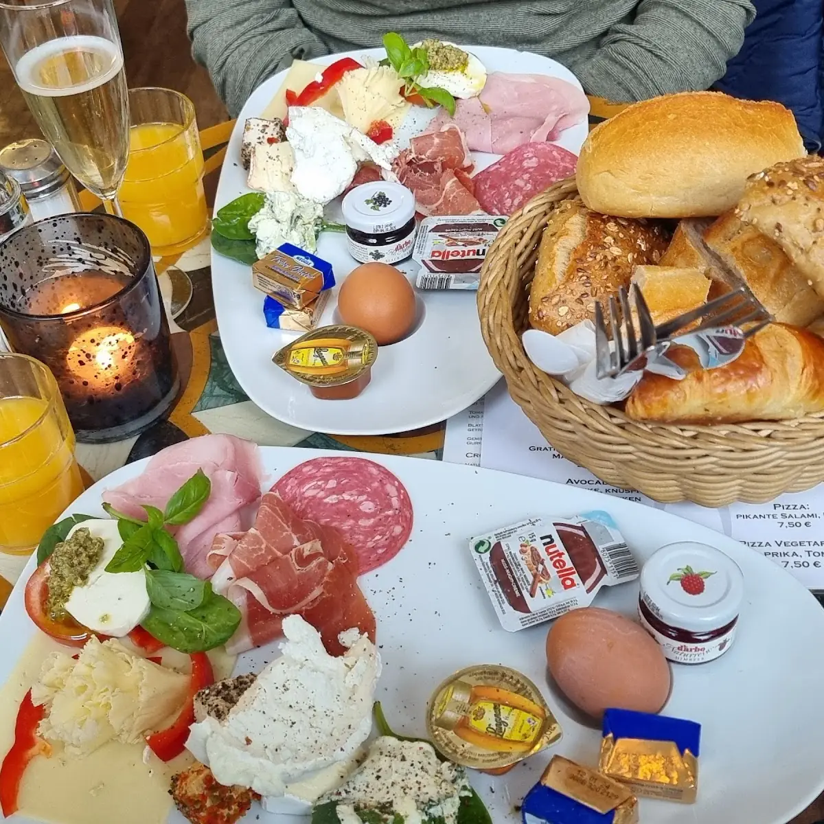 Essen und Trinken photo 1