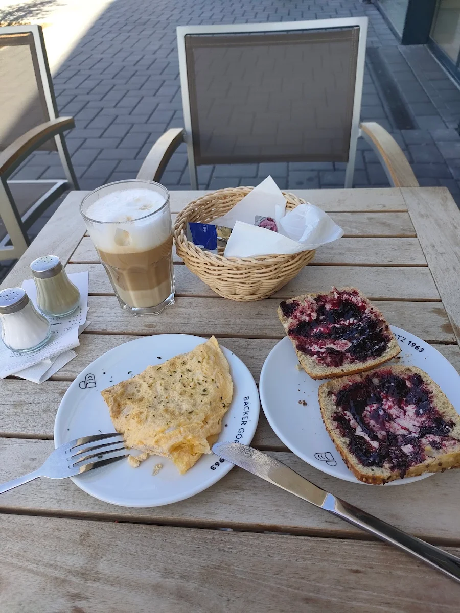 Essen und Trinken photo 3