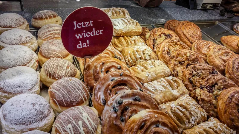 Essen und Trinken photo 2