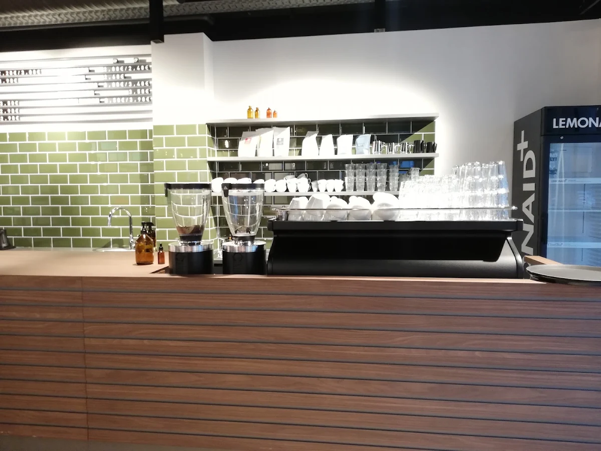 Café 9 Titelbild