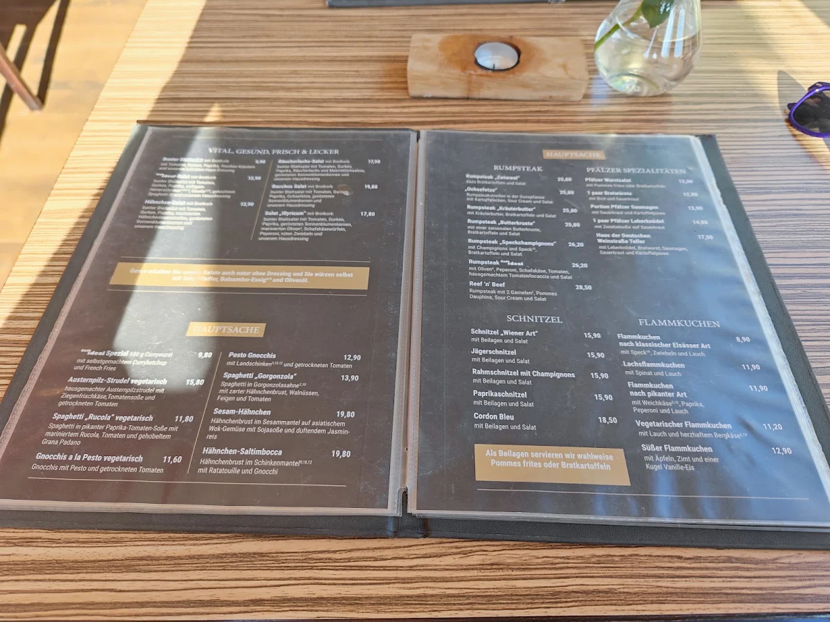 Speisekarte, Café Ideal im Haus der Deutschen Weinstraße