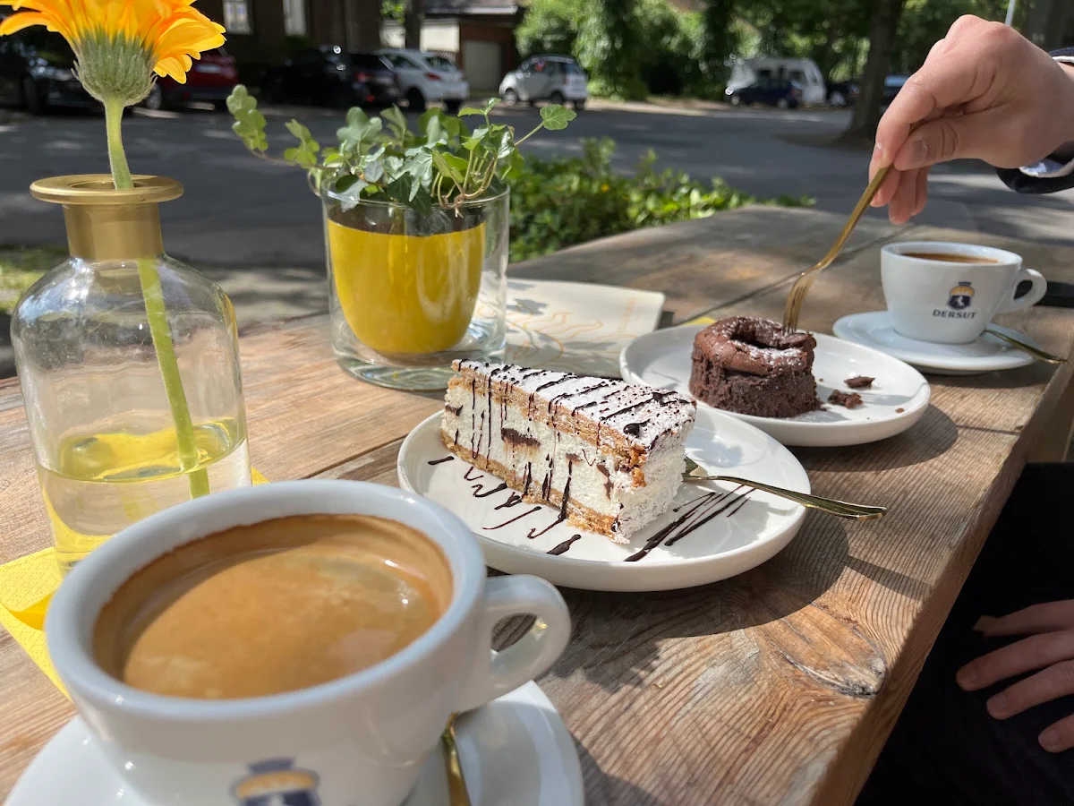 Essen und Trinken photo 3