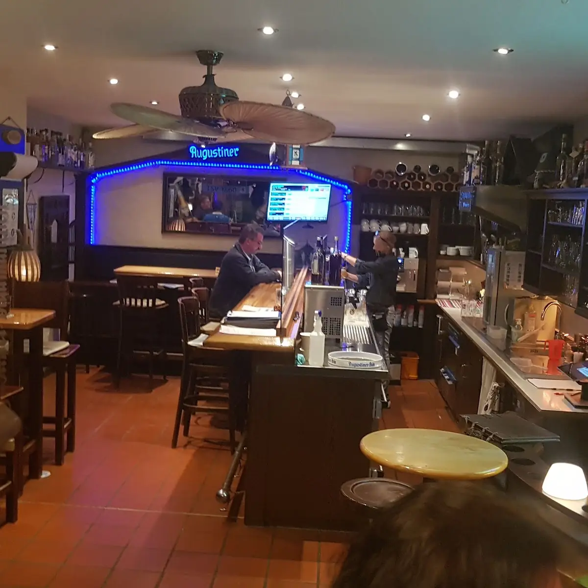 Atmosphäre, Eddy's Bodega