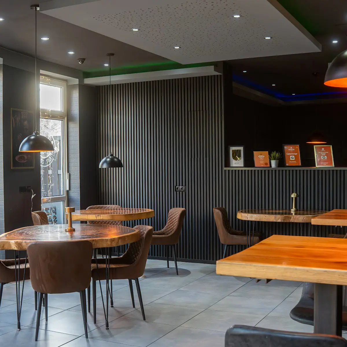 Atmosphäre, Pizza Brothers Lannesdorf