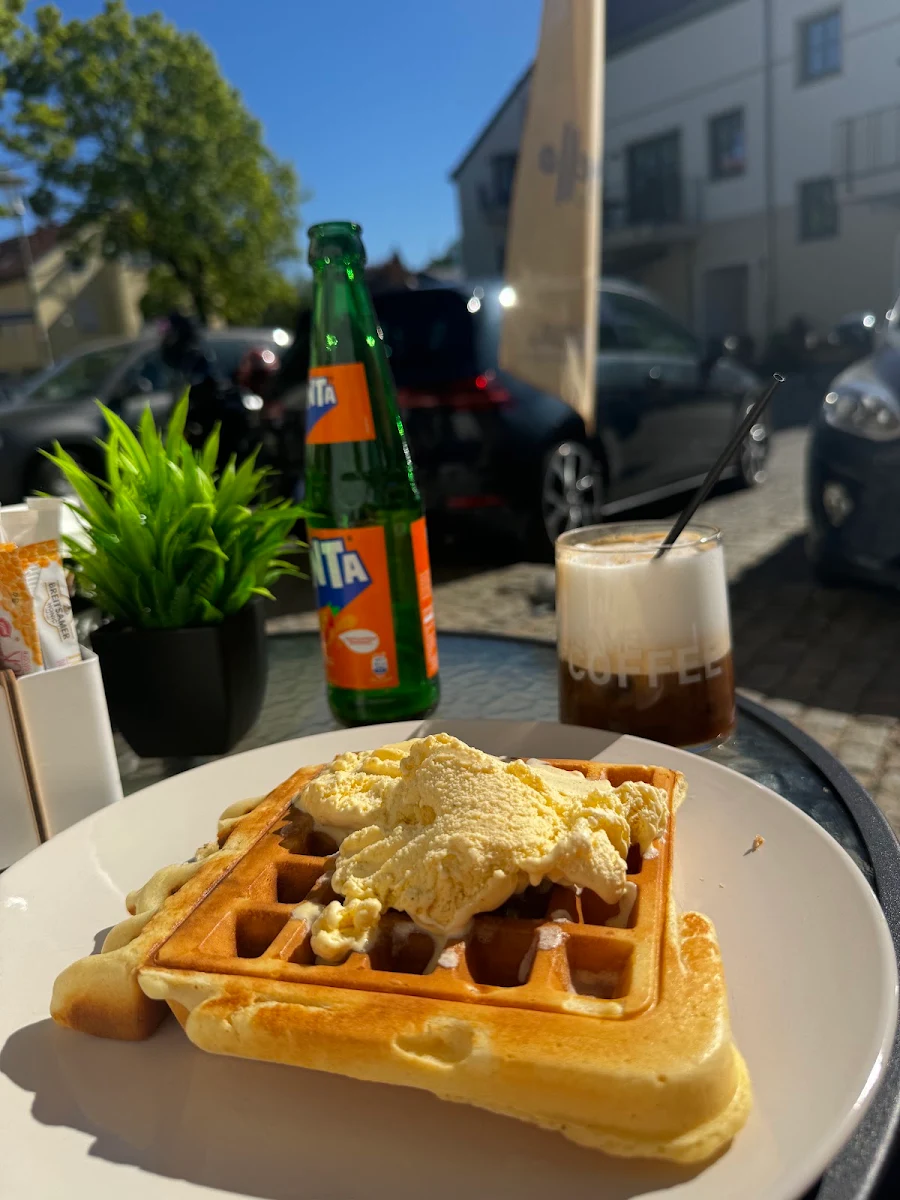 Essen und Trinken photo 2