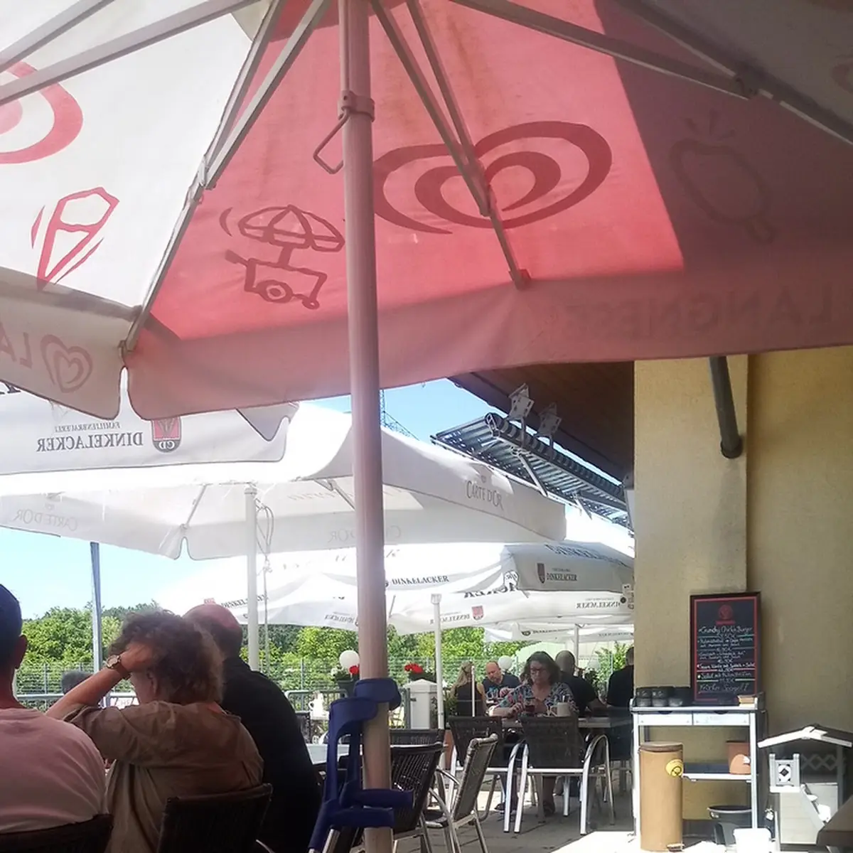 Atmosphäre, Kickers Restaurant