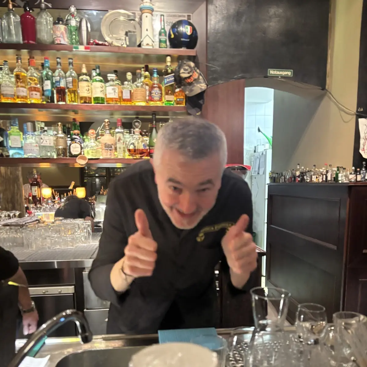 Atmosphäre, Negroni Bar