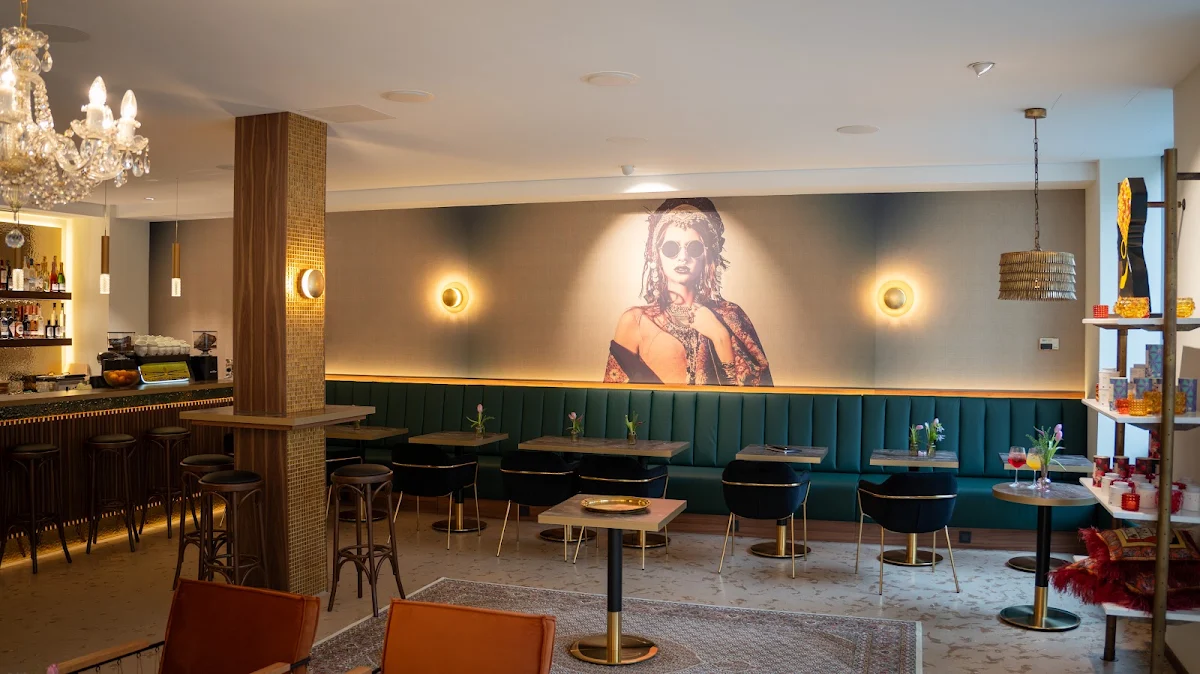 IM CULT Café Bar Titelbild