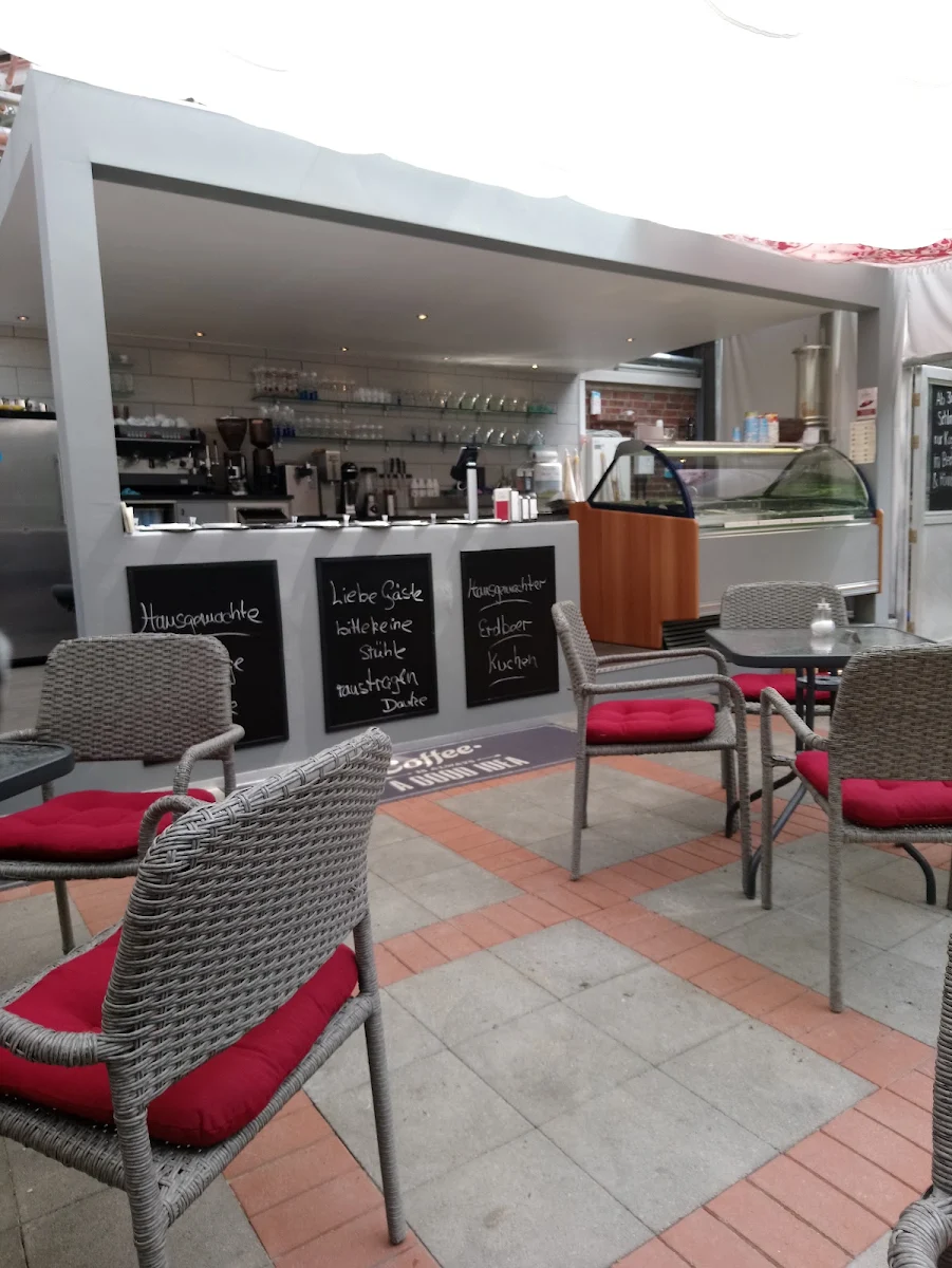 Atmosphäre, Eiscafé Orangerie