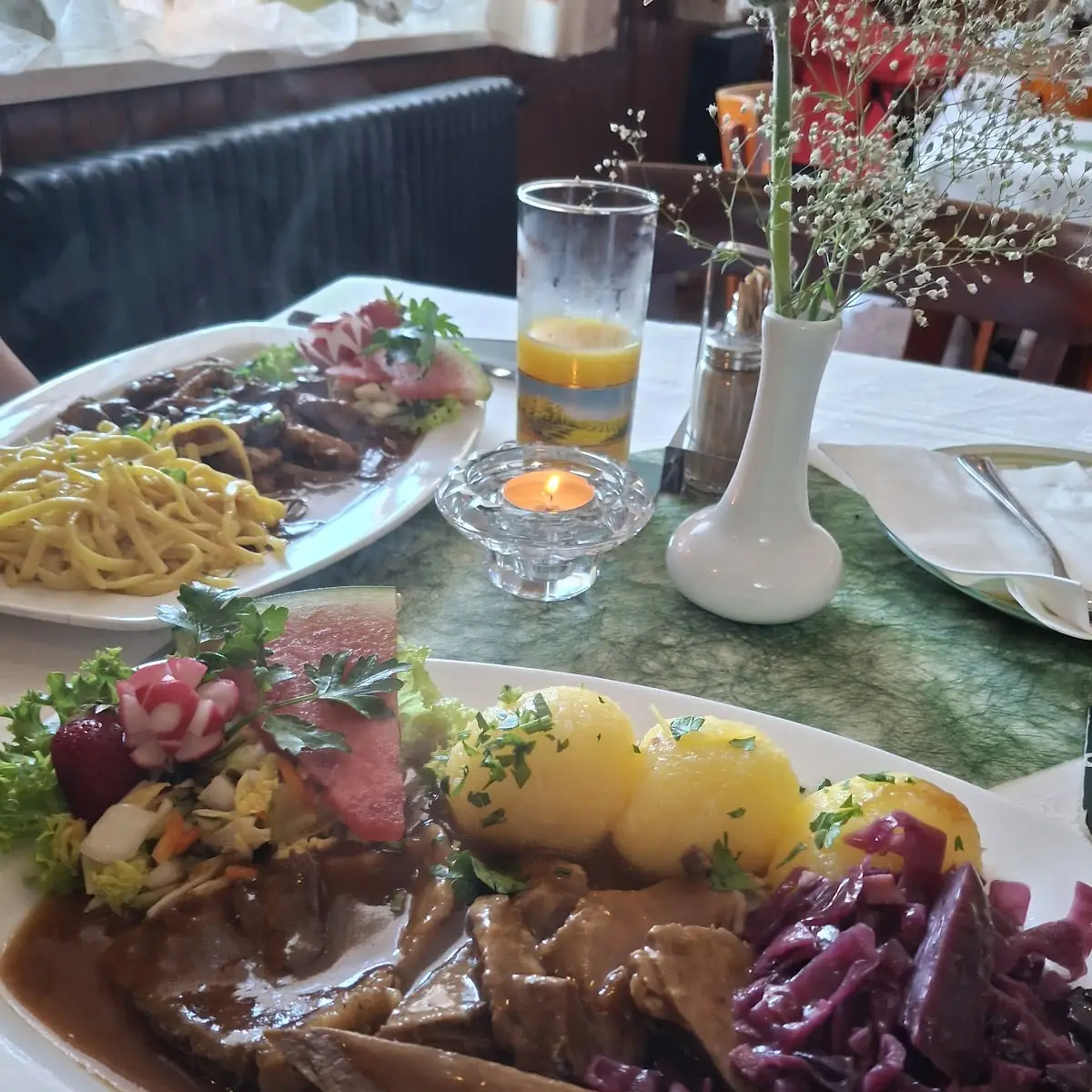 Essen und Trinken photo 1