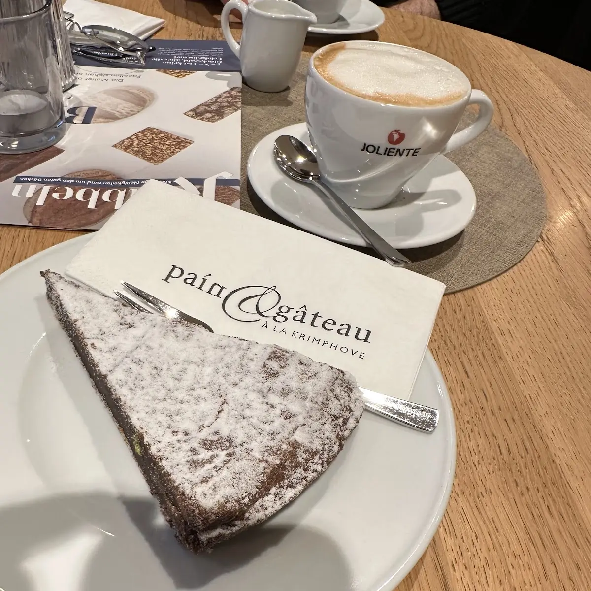 Essen und Trinken, pain et gâteau a la Krimphove