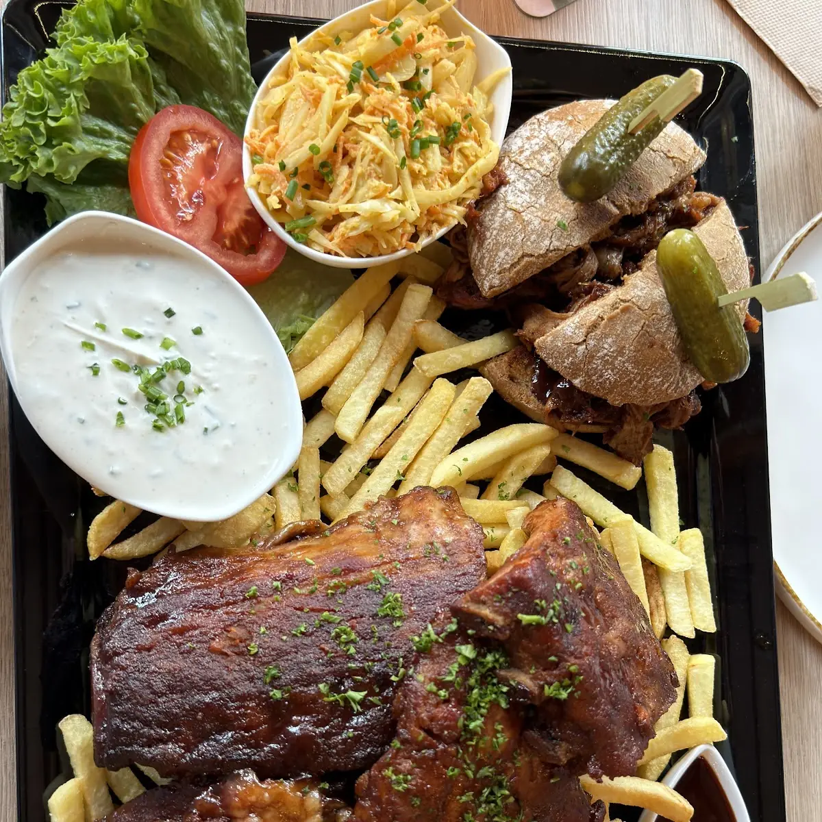 Essen und Trinken, The Resting Place Bar & Grill