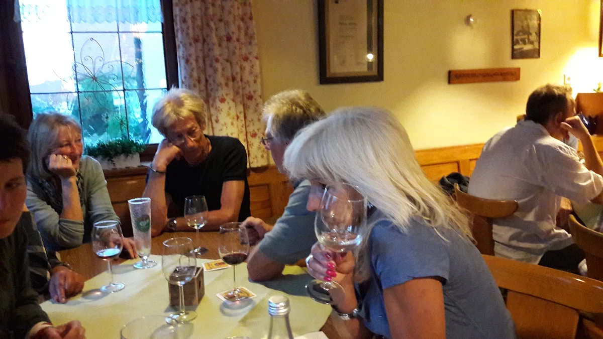 Schatten Gasthaus Affstätt Titelbild