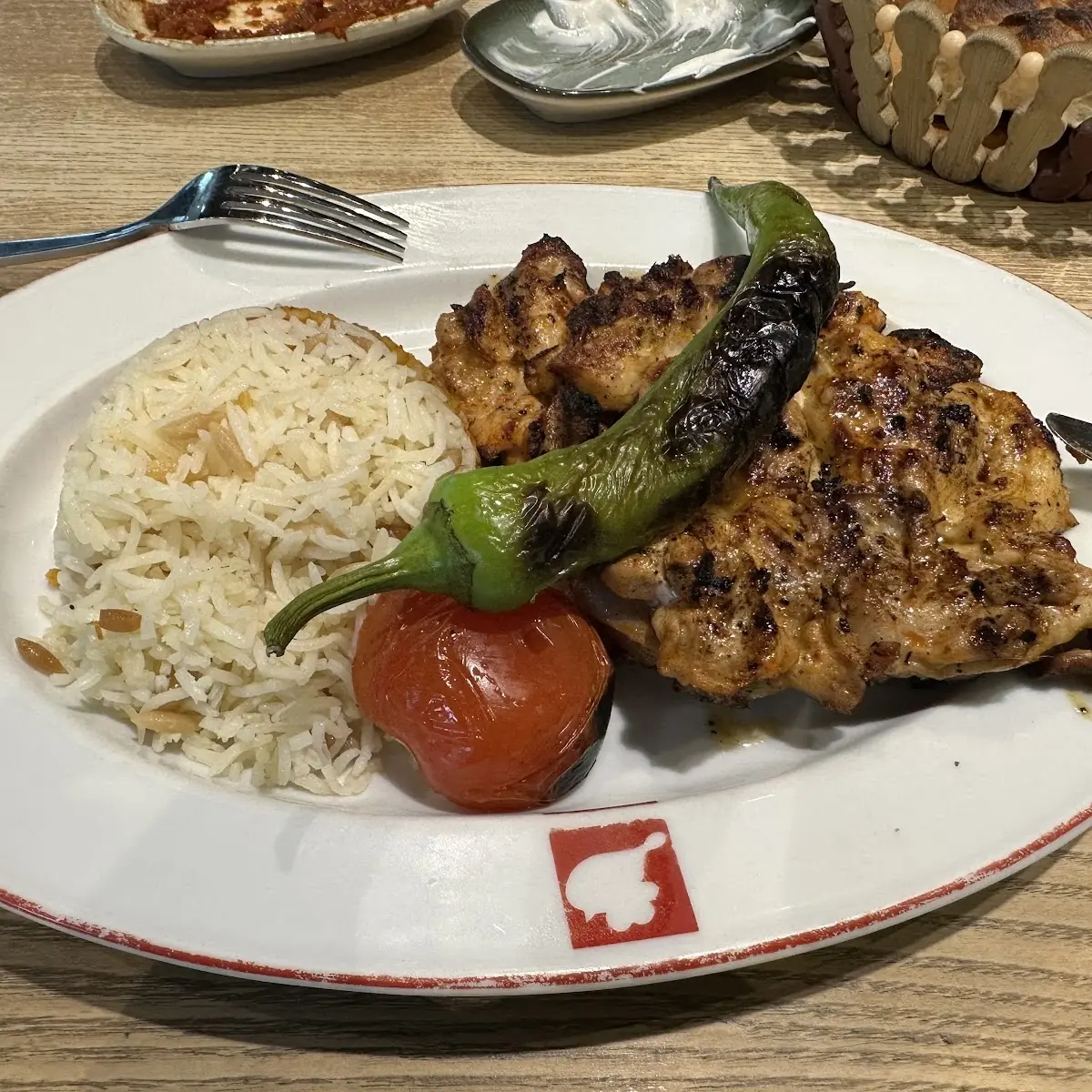 Essen und Trinken, Lades Holzkohlegrill Restaurant Hamburg