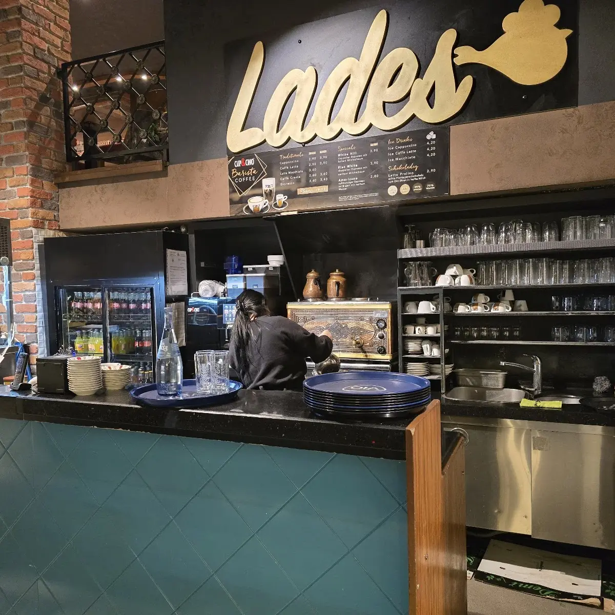 Atmosphäre, Lades Holzkohlegrill Restaurant Hamburg