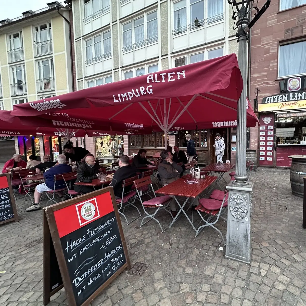 Atmosphäre, Alten Limpurg