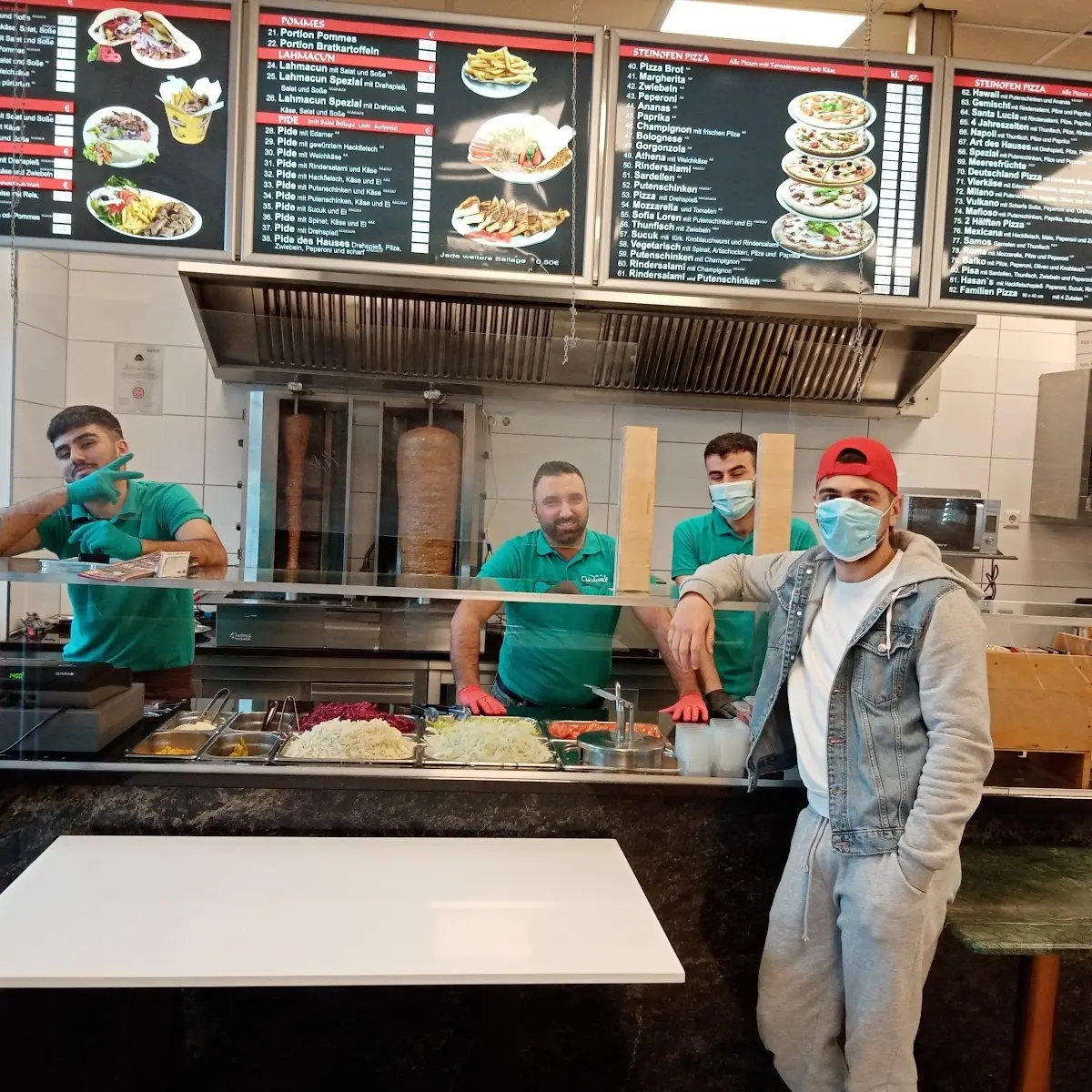 Atmosphäre, Döner-Pizza-Kebab Hasans