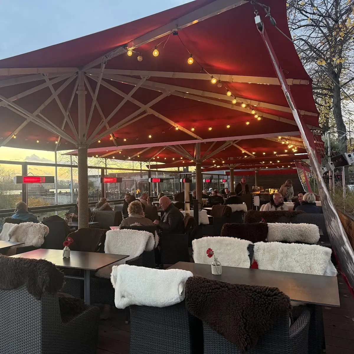 Atmosphäre, Hoppe’s Restaurant