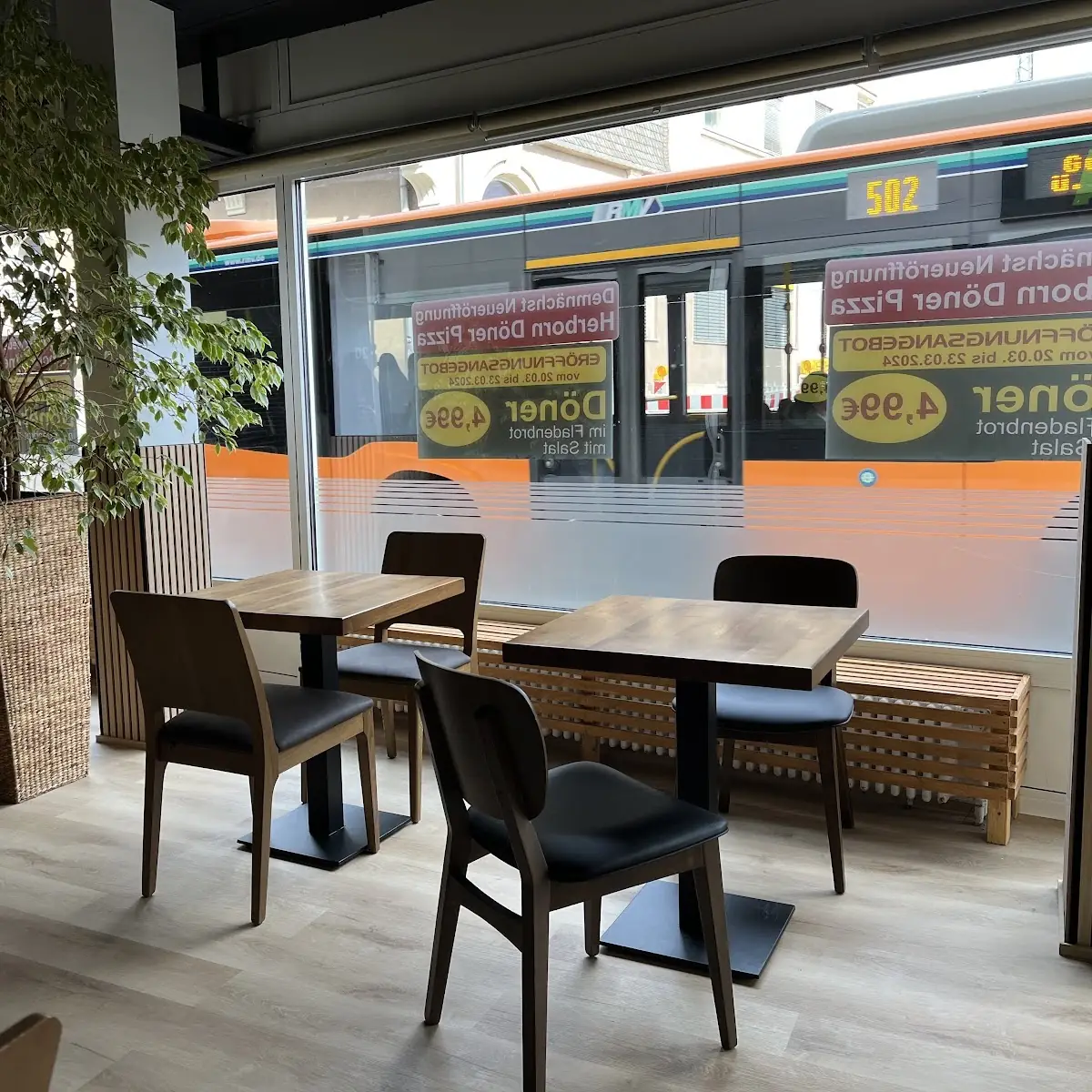 Atmosphäre, Herborn Döner & Pizza