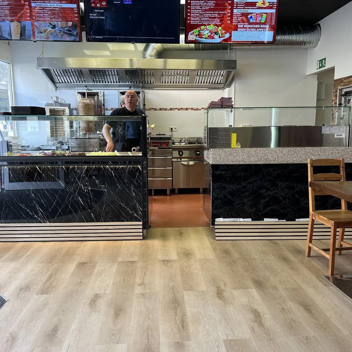 Atmosphäre, Herborn Döner & Pizza