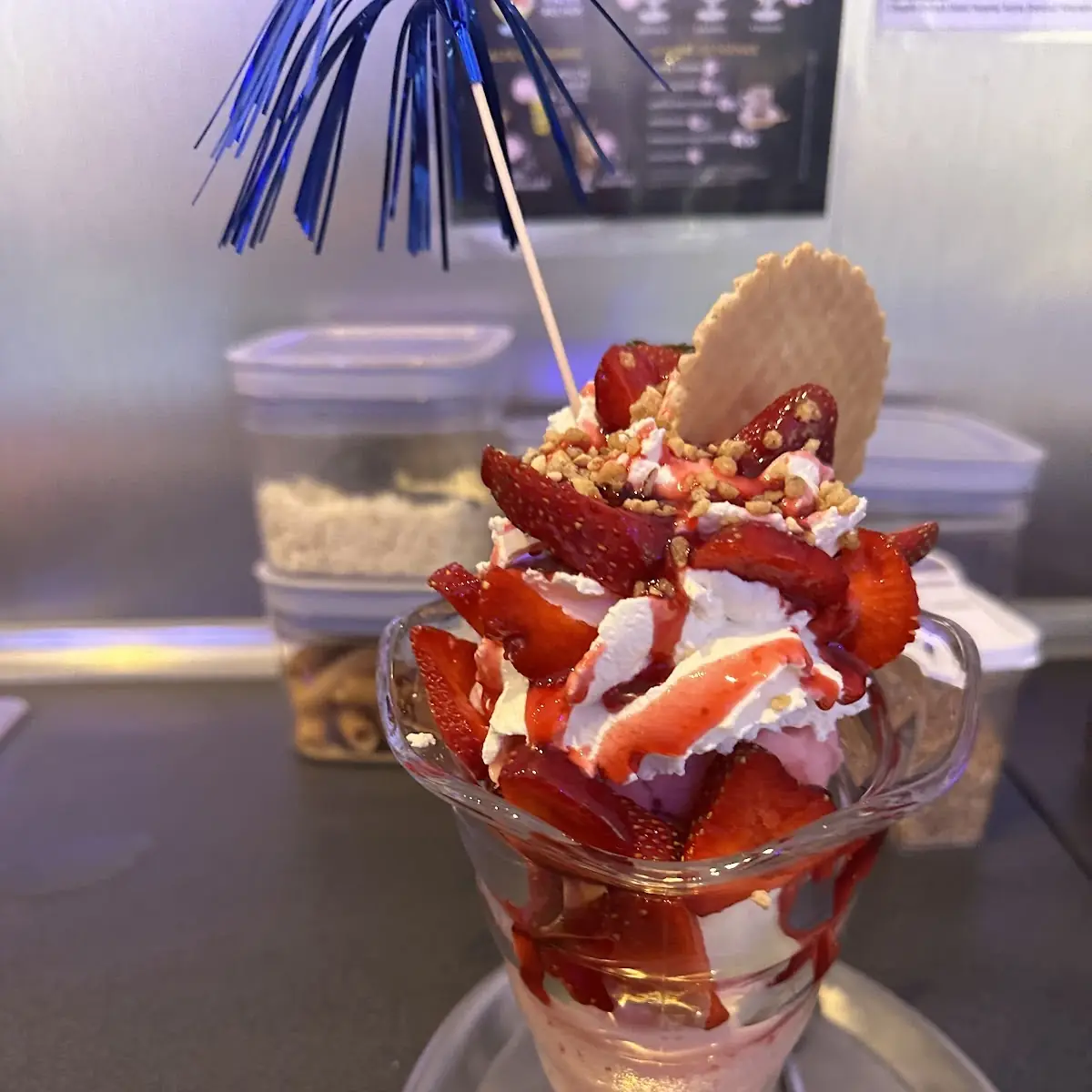 Essen und Trinken, Eiscafé Loumica