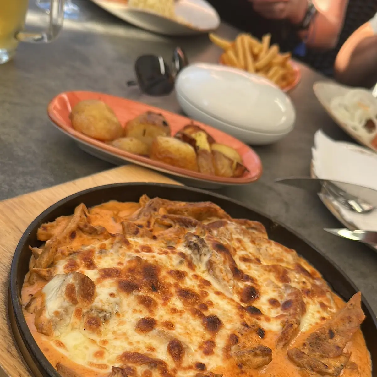 Essen und Trinken, Ilios Restaurant