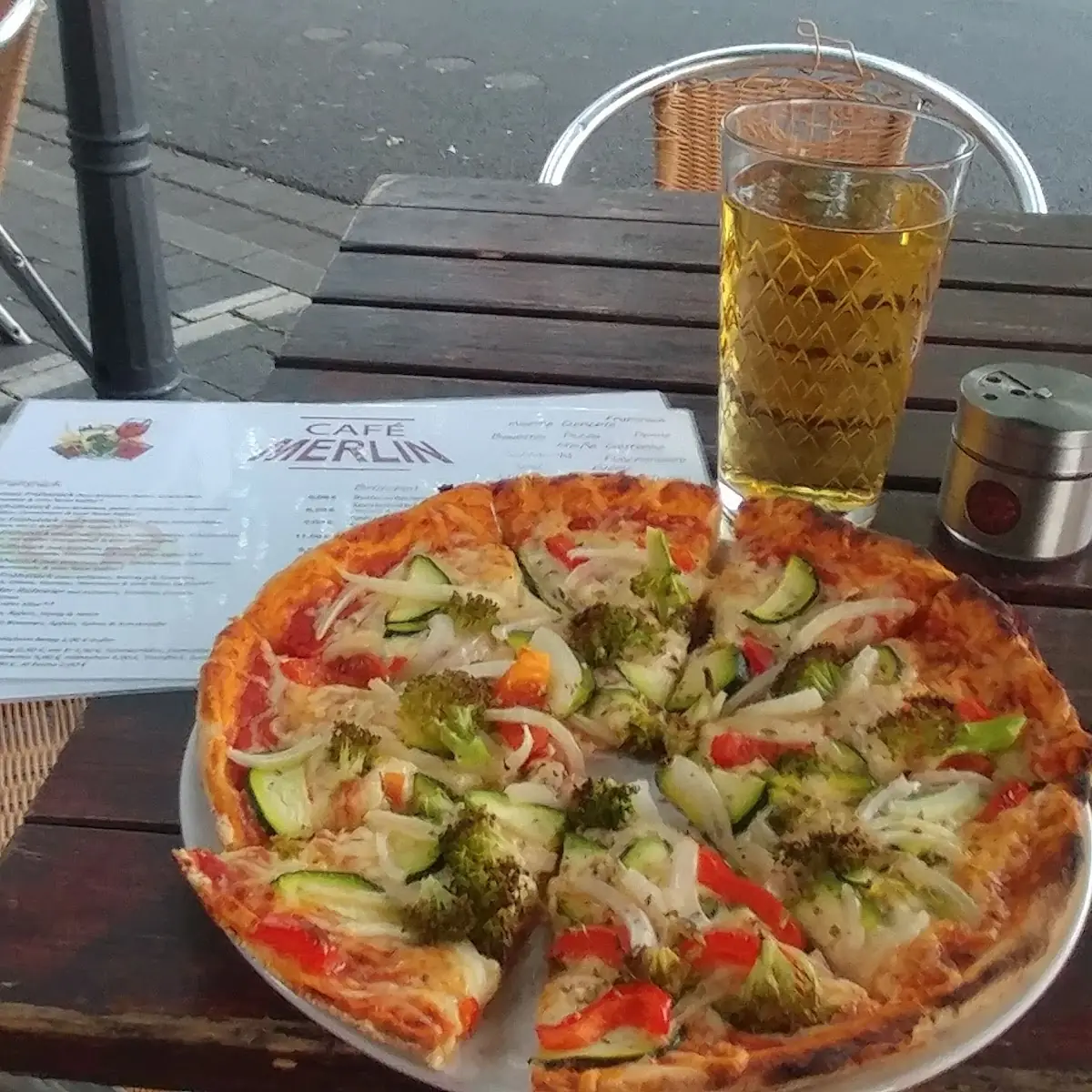 Essen und Trinken photo 3