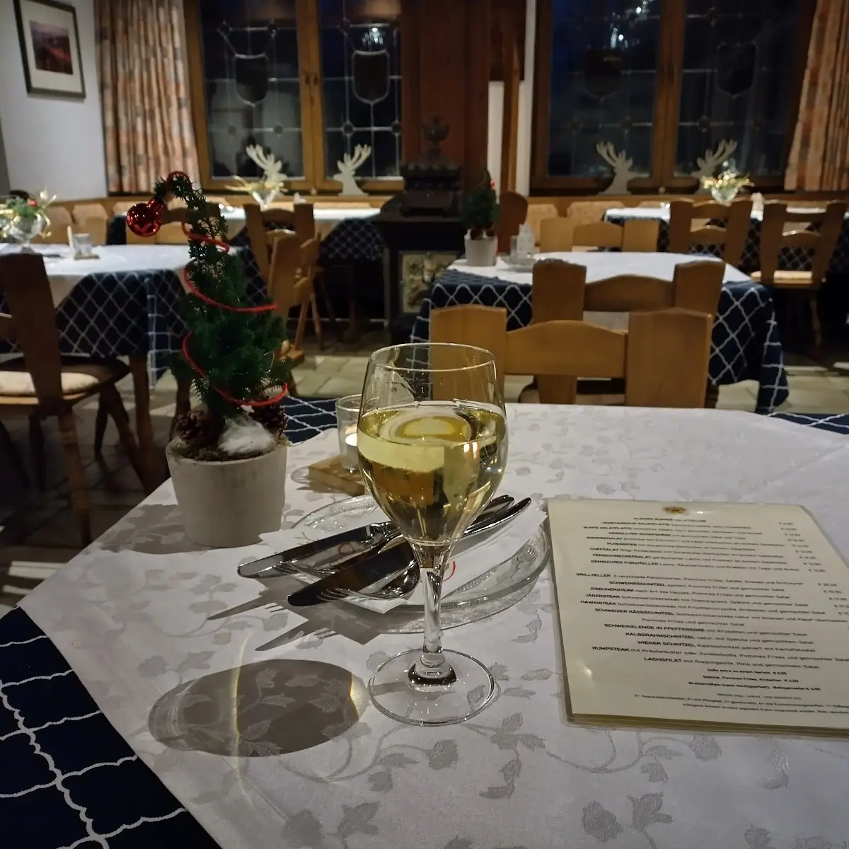 Atmosphäre, Müllers Weinstube