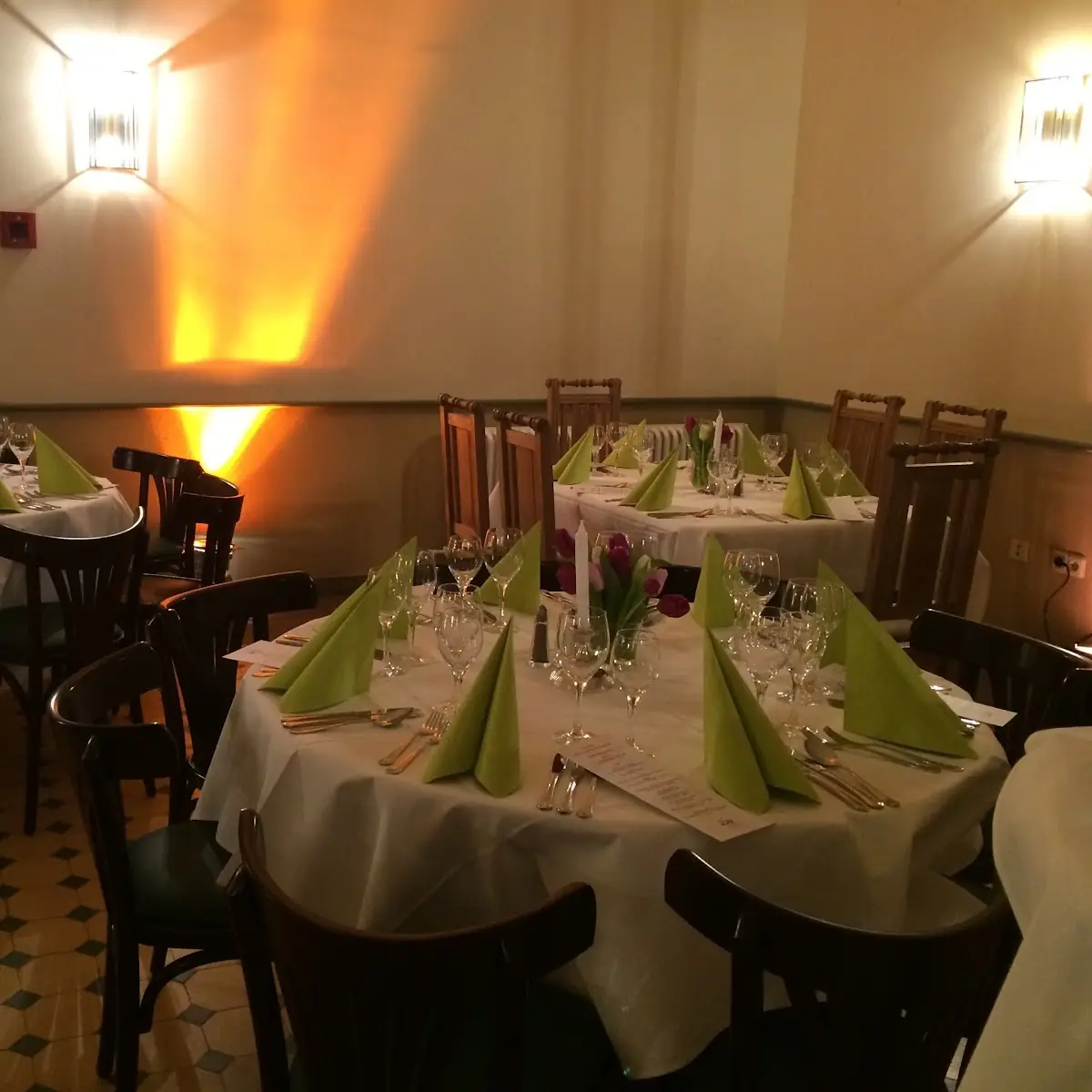Atmosphäre, Annettes Tochter Gastronomie im Schloss Heiligenberg