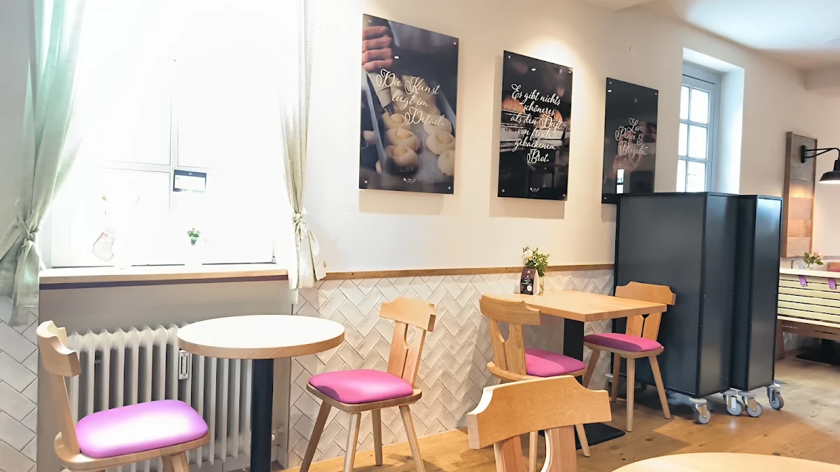 Atmosphäre, Reiß Beck Bäckerei-Café