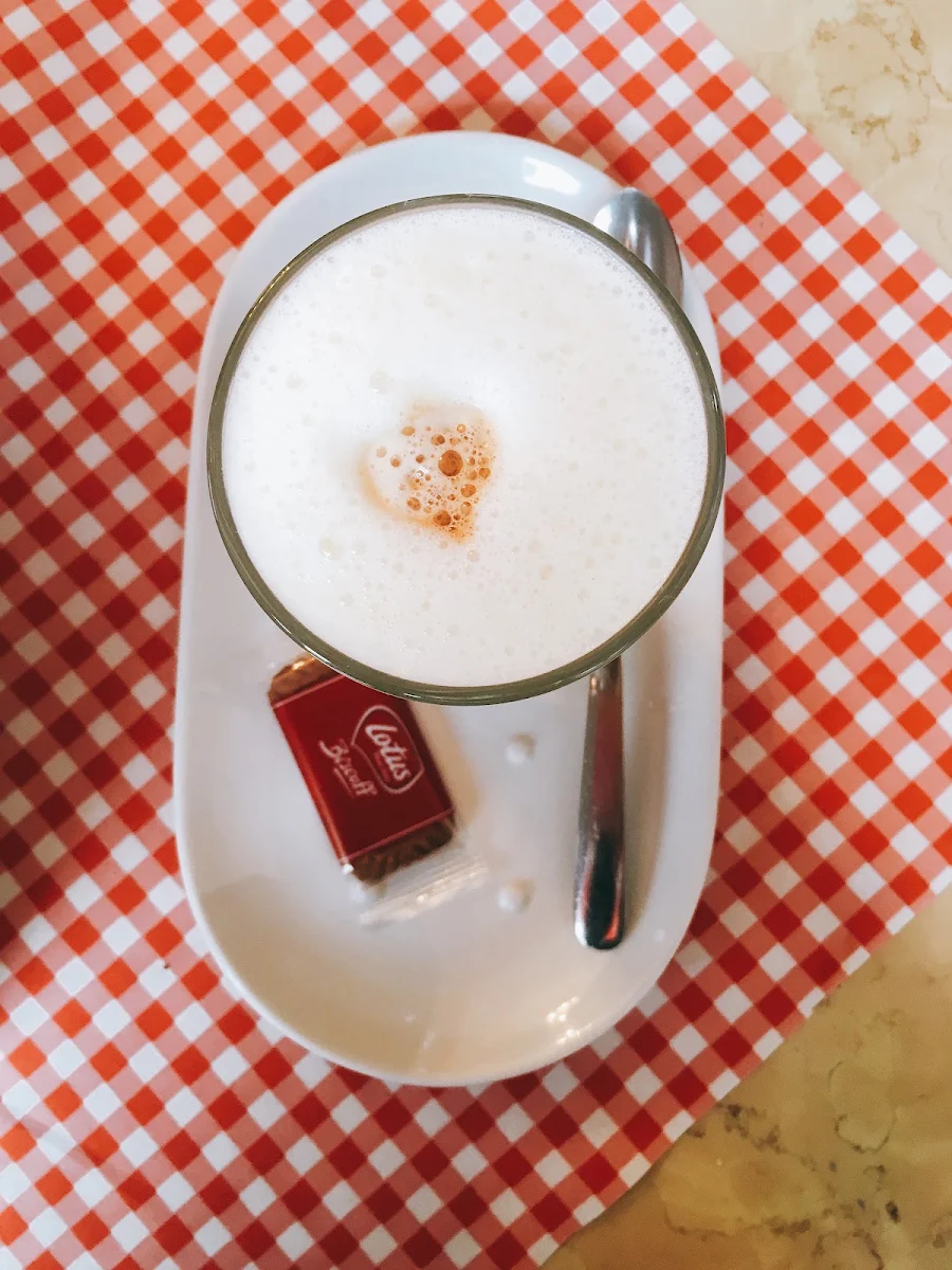 Essen und Trinken, Café am Josephsplatz