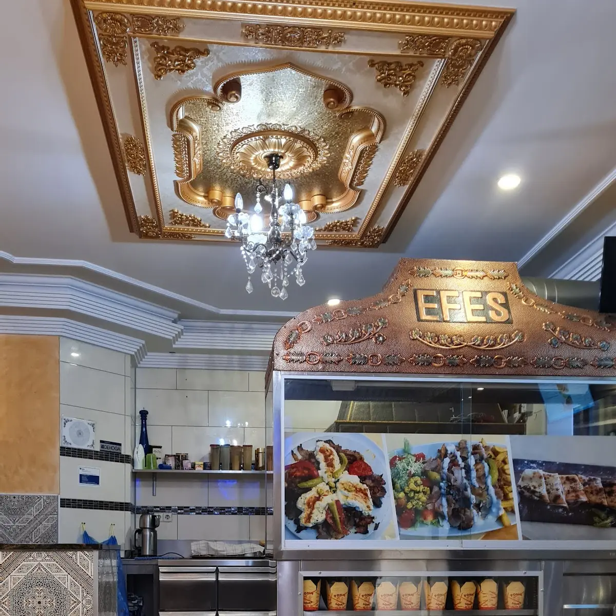 Atmosphäre, Efes Kebab und Pizza Haus