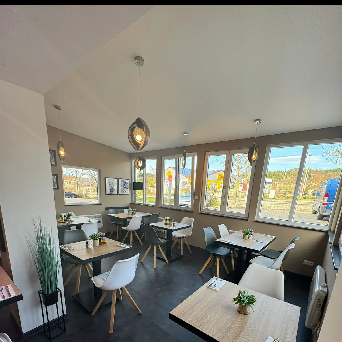 Atmosphäre, Pizzeria D'Amora