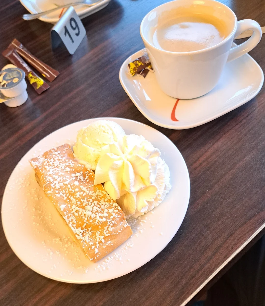 Essen und Trinken photo 6