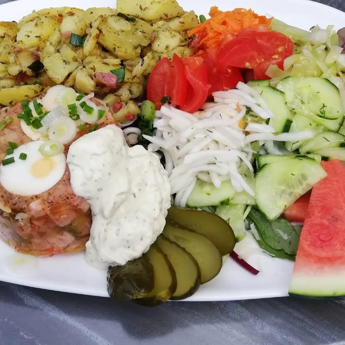 Essen und Trinken, Gaststätte Zum Schloßberg