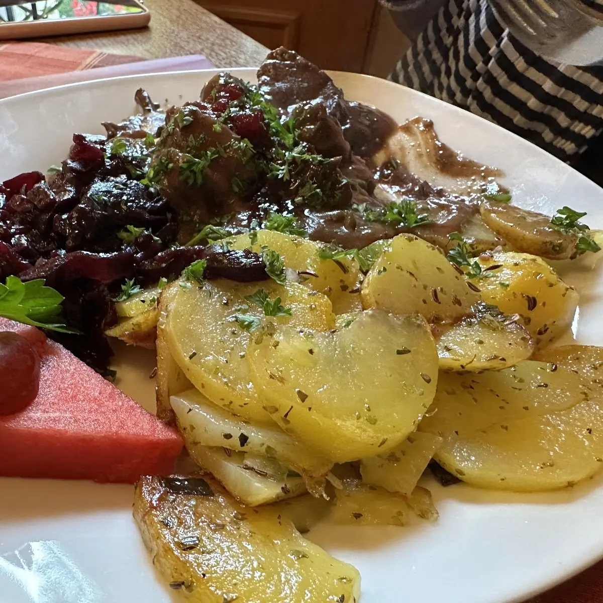 Essen und Trinken, Gaststätte Zum Schloßberg