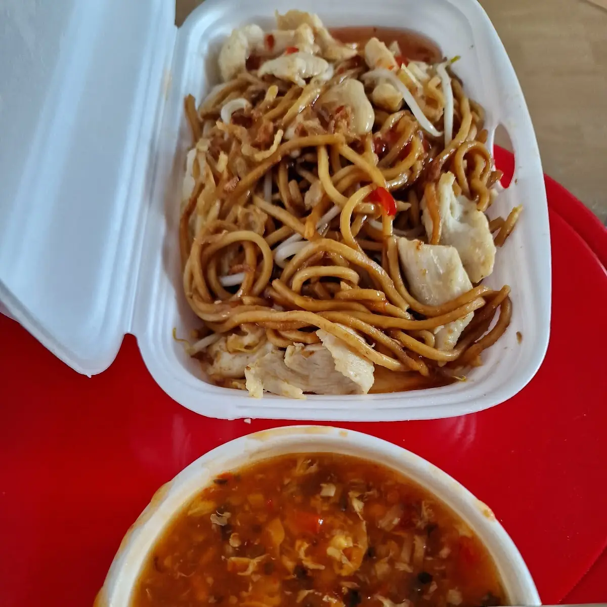 Essen und Trinken, China-Thai Imbiss