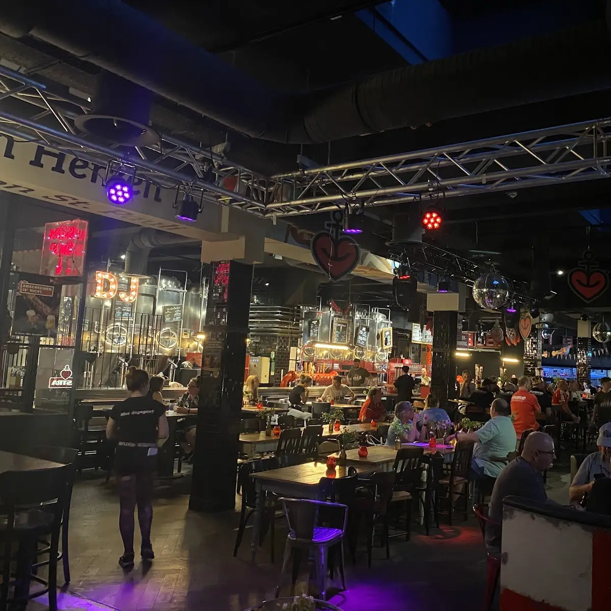 Atmosphäre, Astra St. Pauli Brauerei