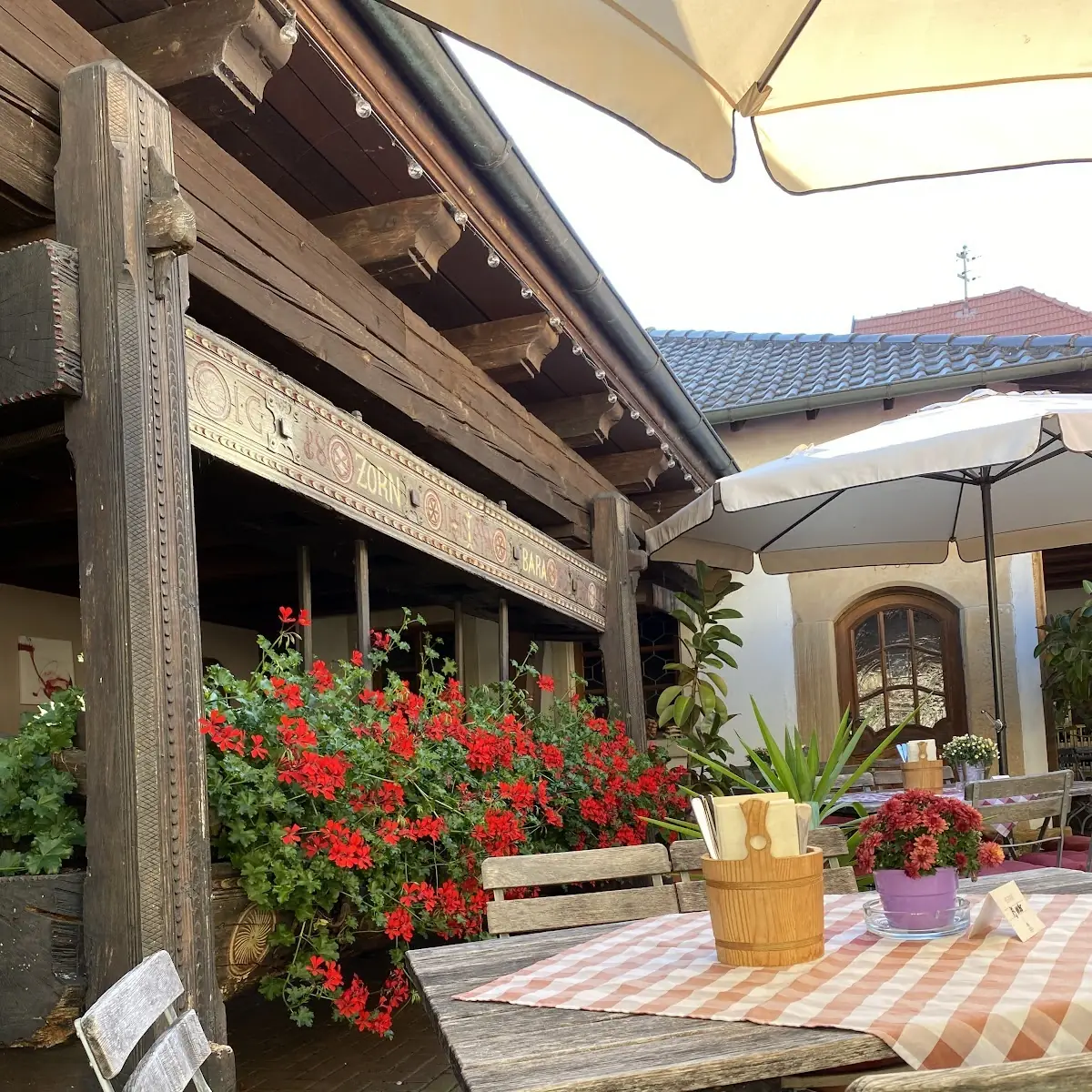 Atmosphäre, Weinschänke Henninger