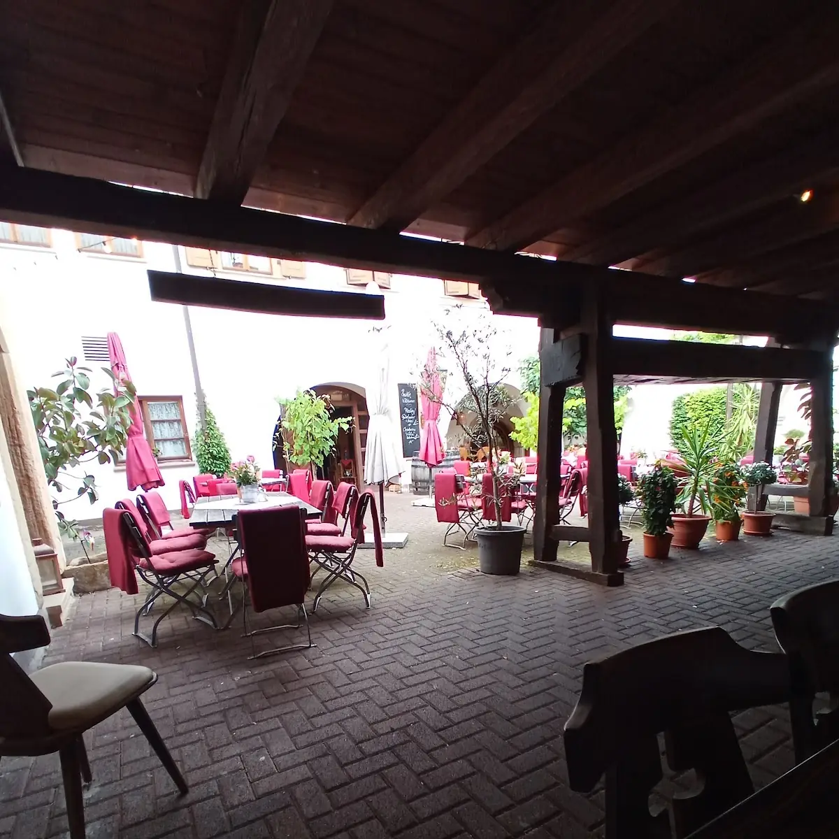 Atmosphäre, Weinschänke Henninger