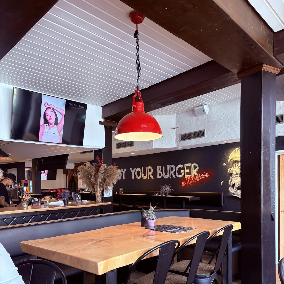 Atmosphäre, Pops Burger Kirchheim