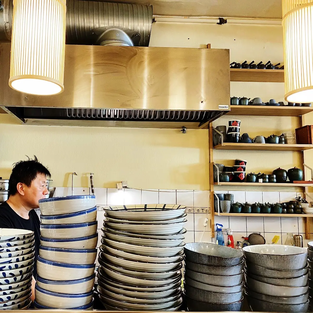 Atmosphäre, Bai Lu Noodles